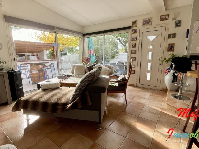 villa occupée propriétaire + batiment loué 100m² Canet en Roussillon