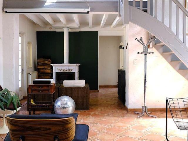 Villa offrant confort, espace et luminosité à proximité des. 165m² Tosse