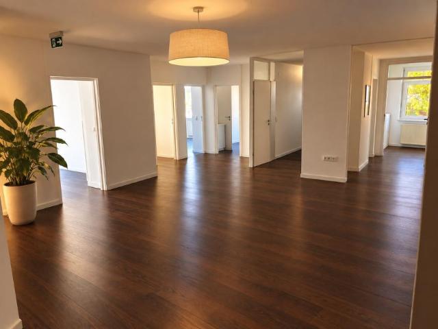 Villa Öhringen Öhringen LS105625240