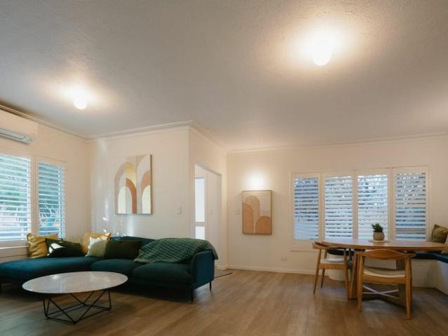 VILLA on Chevron Island Immediately available