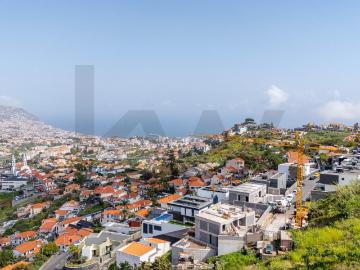 Villa Oriens | Moradia T3 contemporânea em construção em San. 233m² Santo António Funchal
