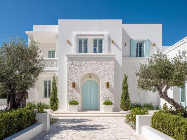 Villa Orquídea – Estilo Mykonos con alma mediterránea en Dén. 410m² Dénia