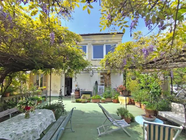 Villa Ottocentesca di Prestigio con Parco Privato 1250m² Ceva