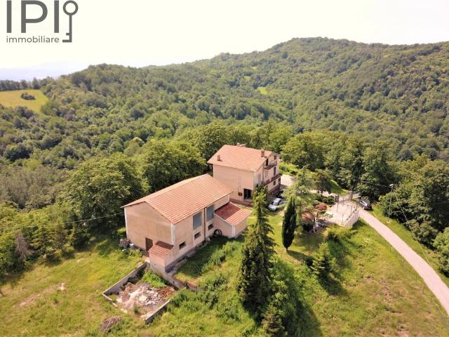 Villa Padronale in vendita a Cairo Montenotte, Monti