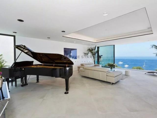 VILLA PARADISE
