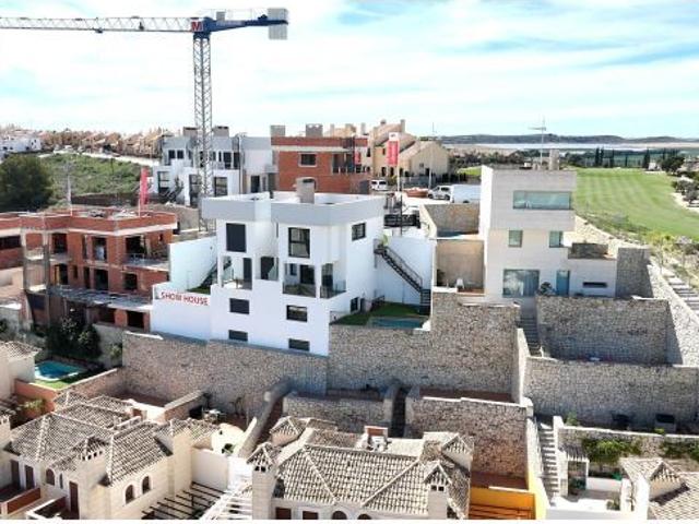 VILLA PAREADA EN ALGORFA ALICANTE