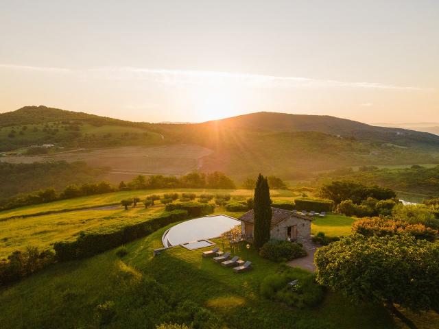 Villa Penelope is situated in the centre of Umbria, about a 20 minute drive to the beautiful city of Perugia. I