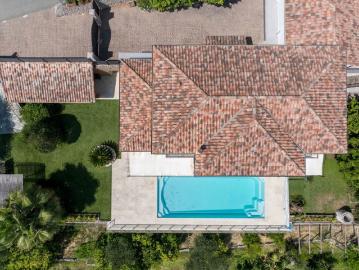 VILLA PISCINE NICE FALICON