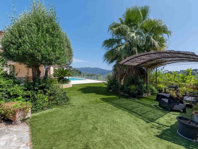 VILLA PISCINE COTE D'AZUR