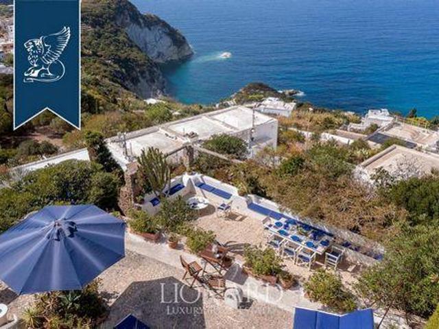 Villa Ponza Latina ES95443701