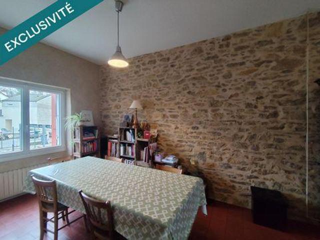 Villa Port Pays de la Loire 53410 ES99089177