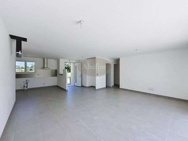 villa plain pied au calme 77m² Tournay