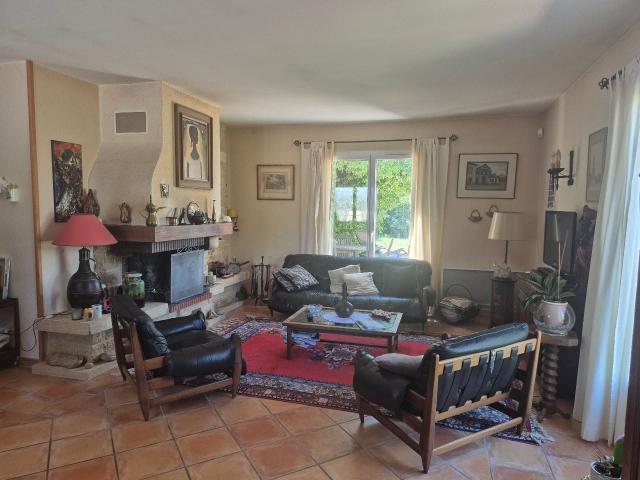 Villa plain pied sur terrain de 1520 m² 130m² Bonlieu sur Roubion
