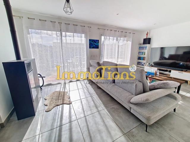 Villa plain pied T5 de 2021 avec piscine 93m² Izeron
