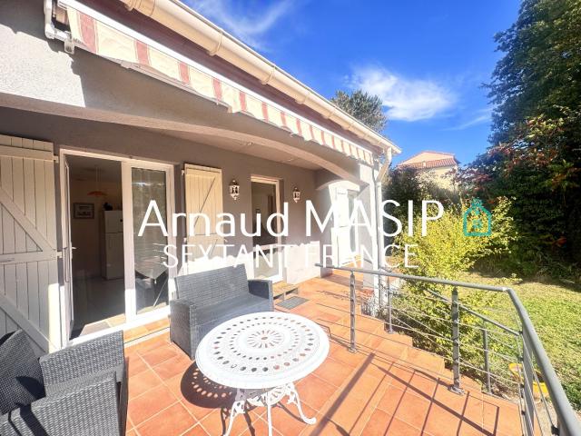 VILLA PLAIN PIED 4F, 3 CHAMBRES AVEC TERRASSES, JARDIN ET GARAGE, EMPLACEMENT CALME