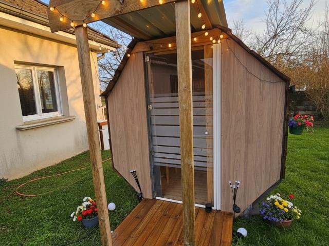 Villa plain pied 6 chambres avec garage double à POINTRE