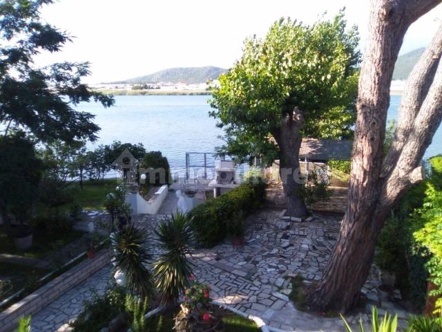Villa plurifamiliare via del Lago Lungo 10, Sperlonga