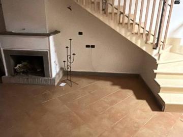 Villa plurifamiliare via Olivella 171, Centro, Albano Laziale