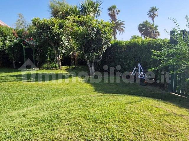 Villa plurifamiliare via Marte 25, Marina di San Nicola, Ladispoli