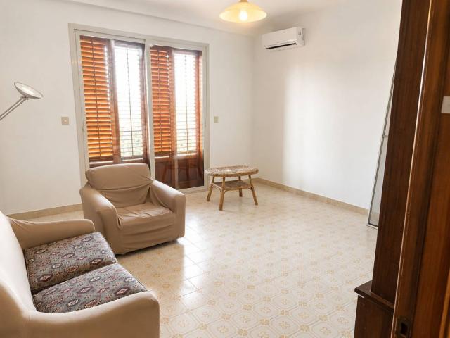 Villa plurifamiliare via Niso 12, Mondello Valdesi, Palermo