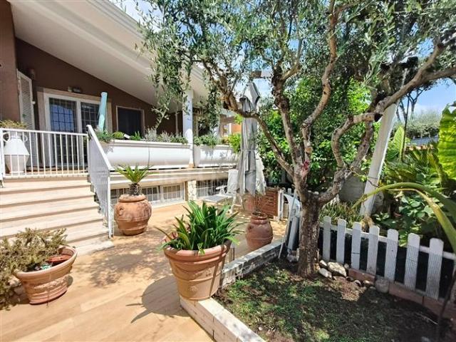Villa Plurifamiliare di 90 mq a Anagnina, Romanina, Tor Vergata Roma