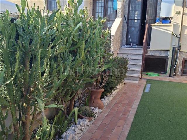 Villa Plurifamiliare di 120 mq a Trigoria, Castel Romano Roma