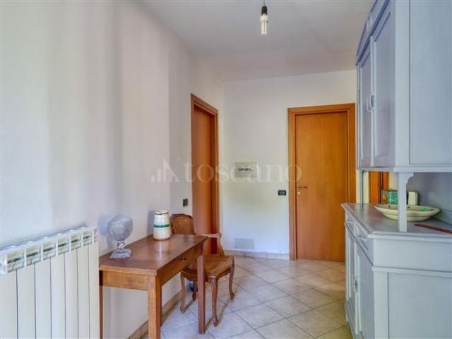 Villa Plurifamiliare di 310 mq a Marchirolo