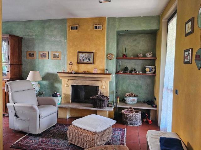 Villa plurifamiliare in vendita a Collebeato