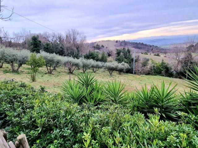 Villa plurifamiliare in vendita a Ancona