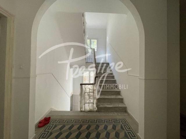 Villa plurifamiliare in vendita a La Spezia