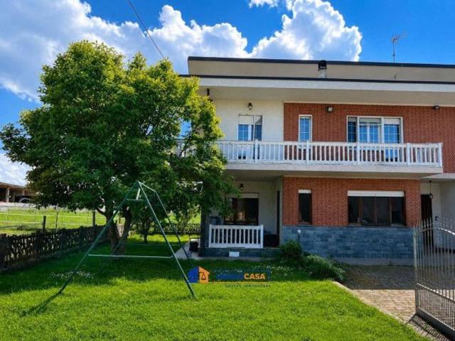 Villa plurifamiliare in vendita a Marene