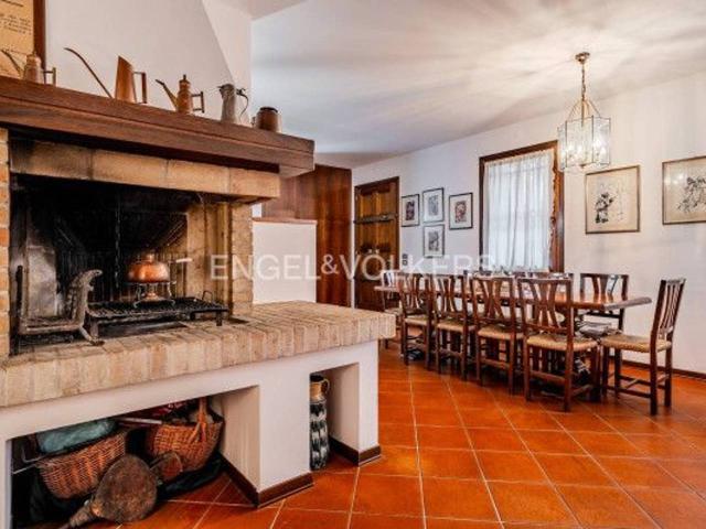 Villa plurifamiliare in vendita a Treviso