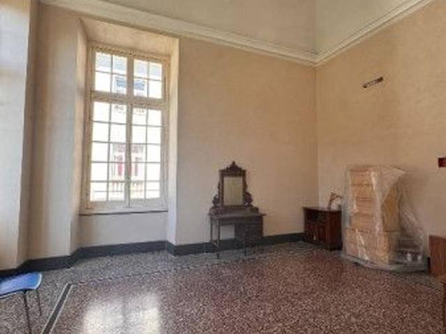 Villa plurifamiliare in affitto a Genova