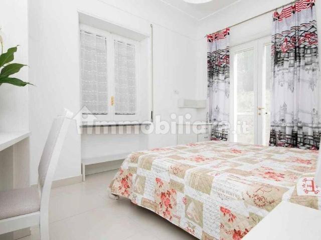 Villa plurifamiliare Strada Provinciale Anacarpi Faro Punta Carena 25, Anacapri