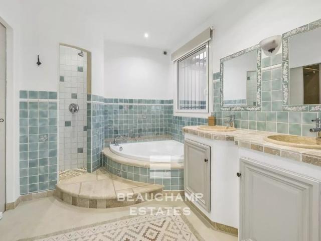 Villa provençal de 4 chambres à Valbonne