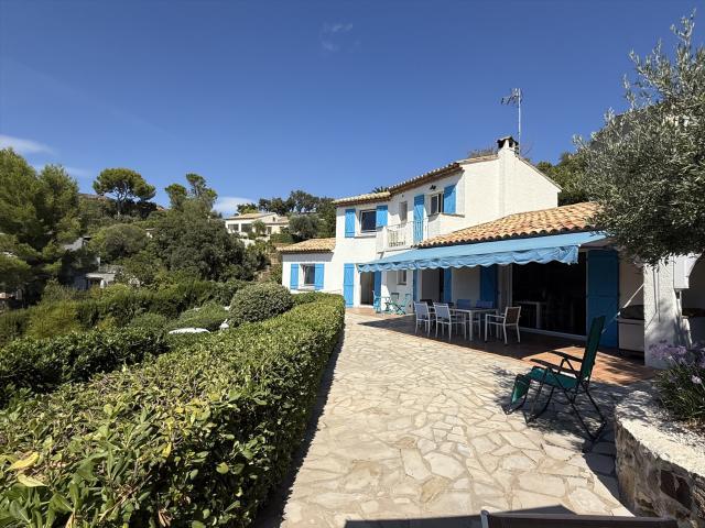 Villa Provençale Avec Vue Mer 160m² Saint Raphaël