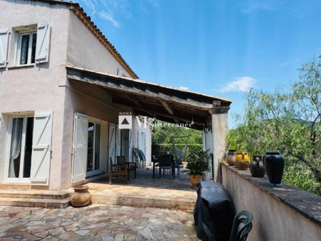 Villa provençale à vendre extension possible Grimaud 83