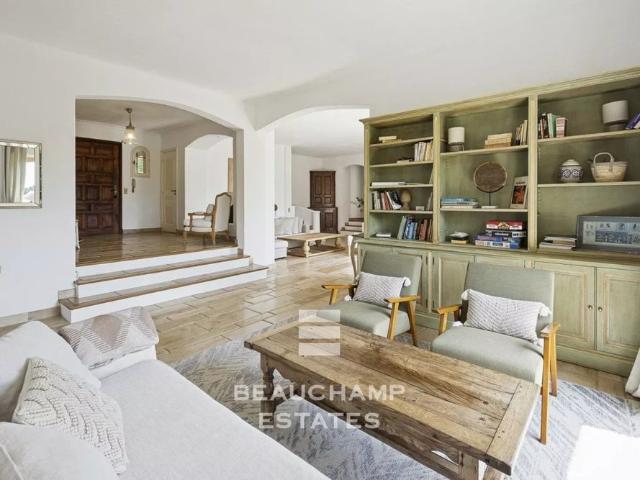 Villa provençale de 5 chambres au coeur d'un domaine privé de Valbonne