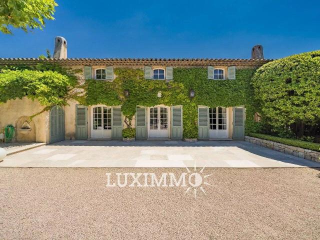 LONGUE DURÉE VILLA PROVENÇALE RÉNOVÉE 5CH DOMAINE SÉCURISÉ