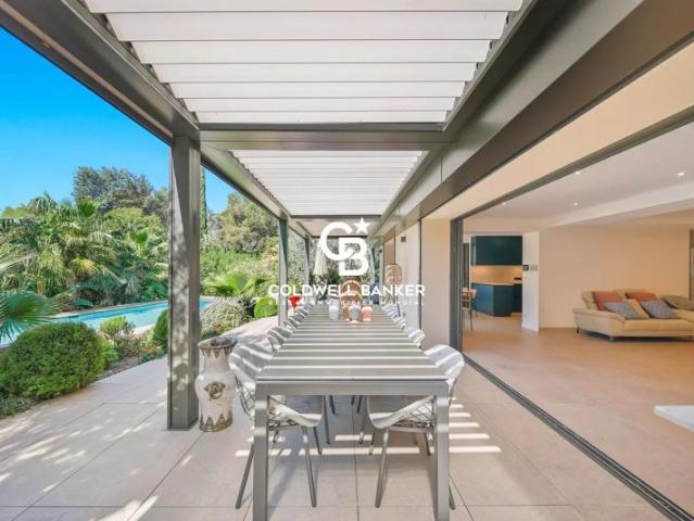 Villa provençale rénovée, avec piscine, à 300 m des plages – 83250 La Londe les Maures
