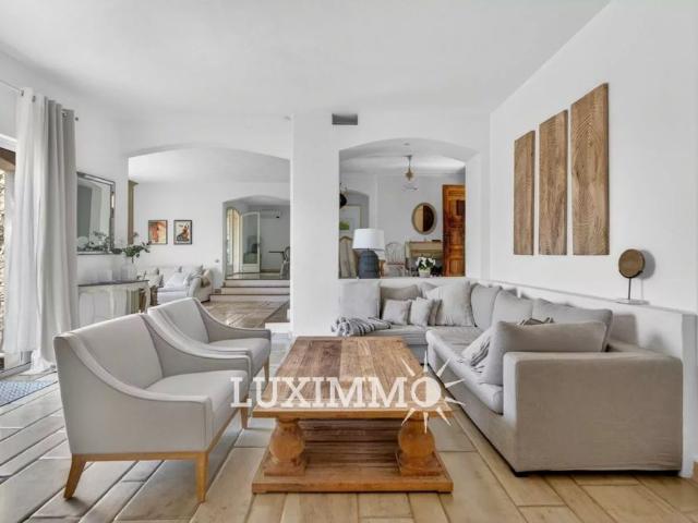 VILLA PROVENÇALE 4CH DOMAINE PRIVÉ