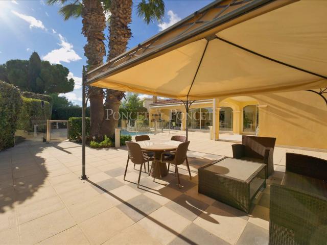 Villa proche du coeur de Pérols 225m² Pérols