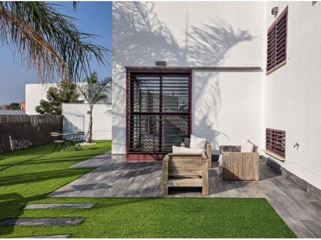 Villa Premium en Venta – Dos Hermanas, a solo 15 minutos de Sevilla
