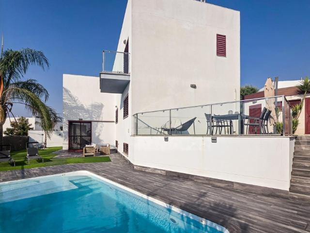 Villa Premium en Venta – Dos Hermanas, a solo 15 minutos de Sevilla