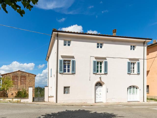 Villa principale e dependance in centro 360m² Casciana Terme