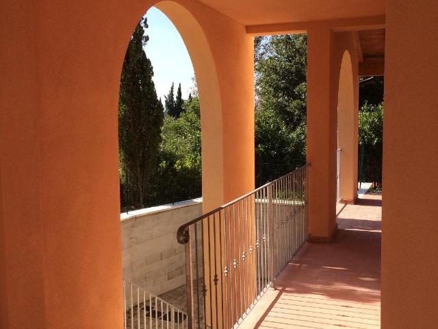 Villa Quadrifamiliari con giardino, Peccioli fabbrica