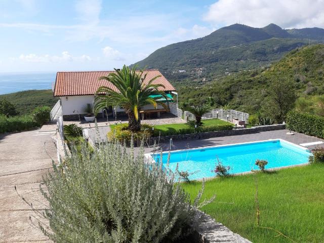 Villa quadrilocale 203mq