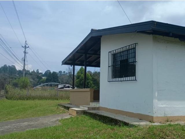 Villa Quinta en arriendo Carrera 51 53 78, La Brizuela, Guarne, Antioquia, Col