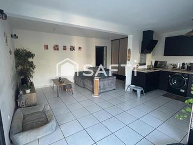 Villa R+1 avec jardin et piscine à St François