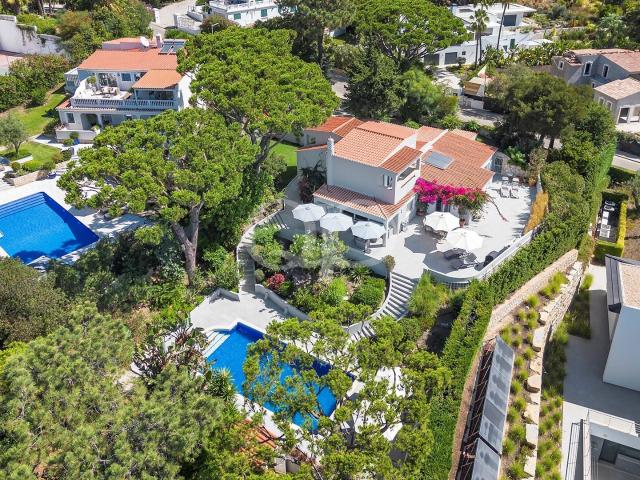 Villa renovada com vista para o mar e para o golfe em Vale d. 306m² Almancil